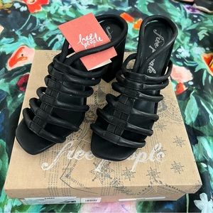 FREE PEOPLE COLETTE CINCHED HEELS